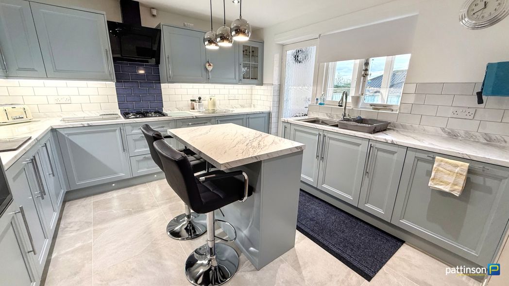 Property image 18 of 37
