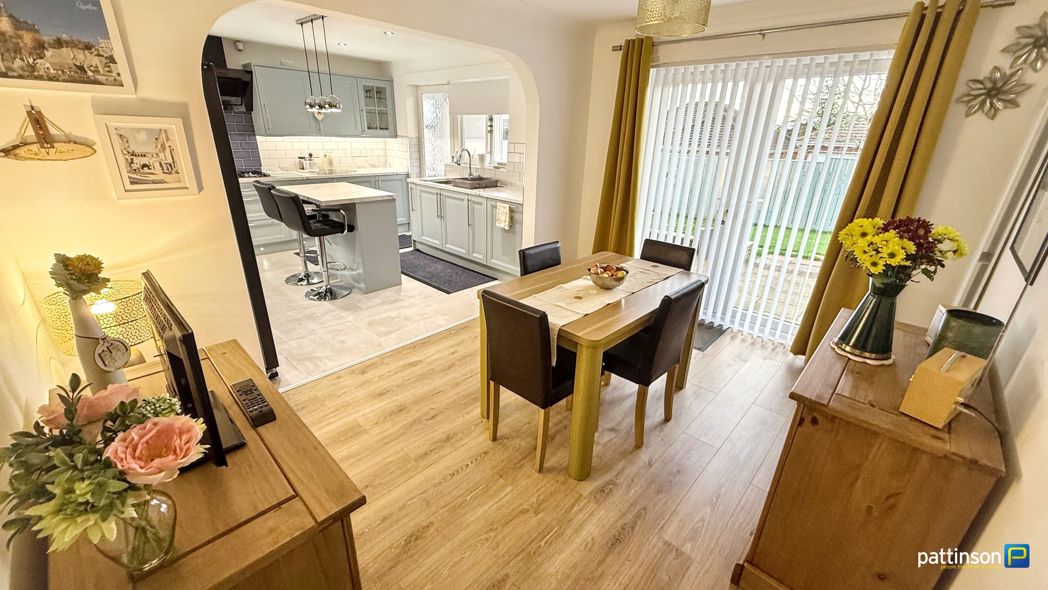 Property image 12 of 37
