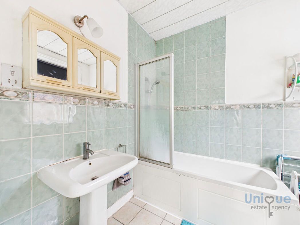 Property image 7 of 7
