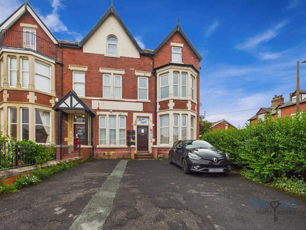Property image 1 of 7