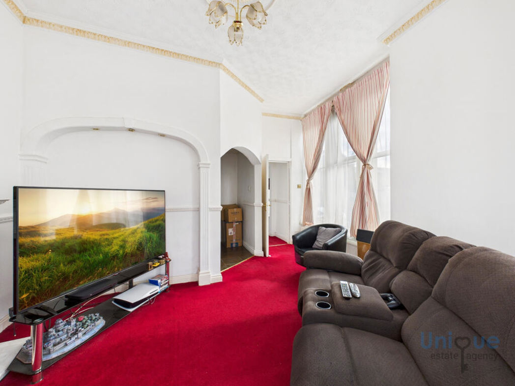 Property image 3 of 7