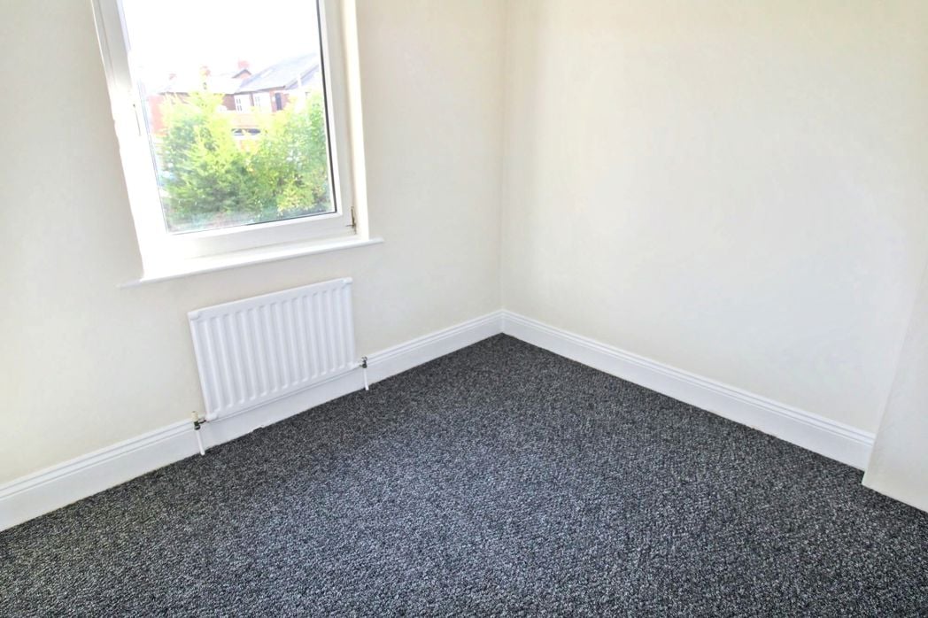 Property image 7 of 9