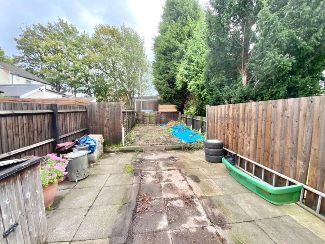 122, Halesowen, West Midlands, B63 2SA