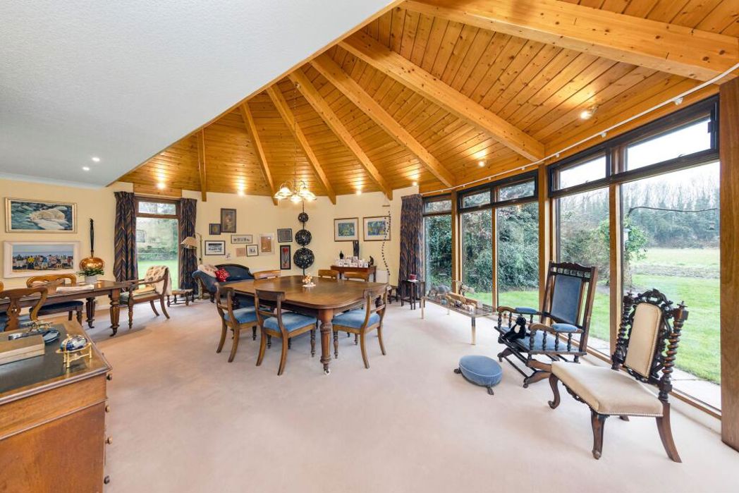 Property image 2 of 32