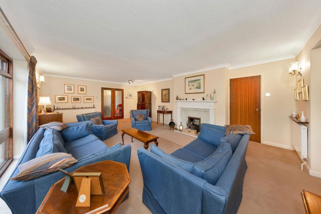 Property image 12 of 32