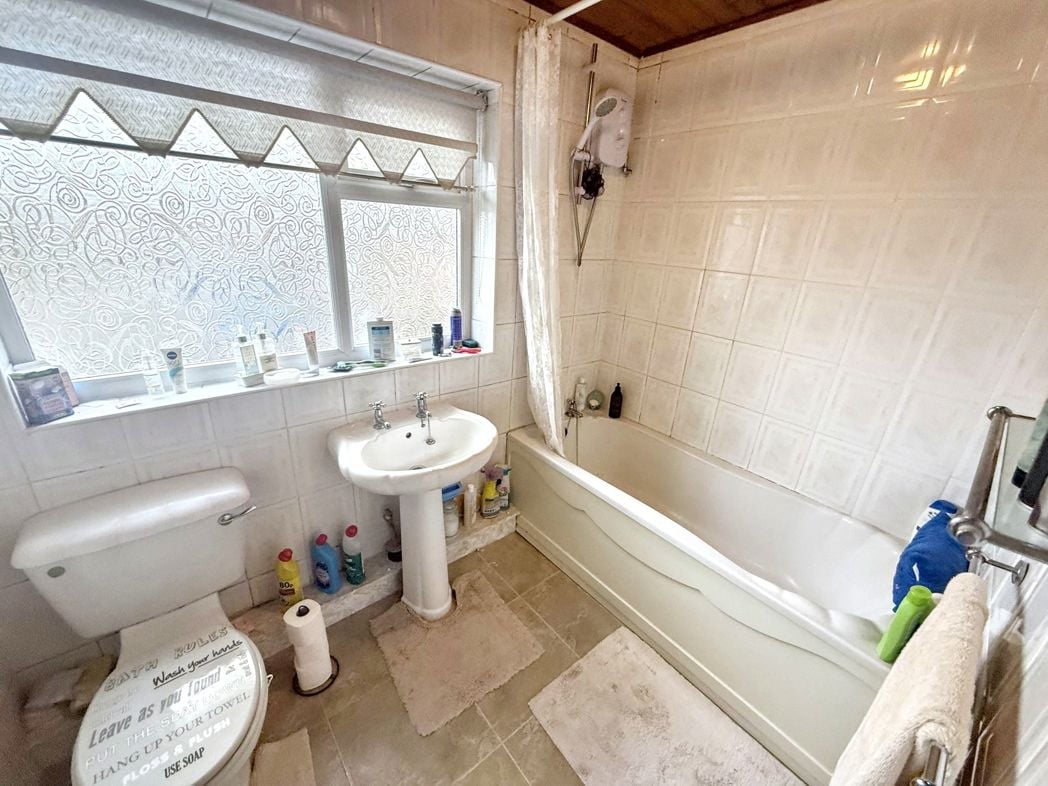Property image 10 of 10