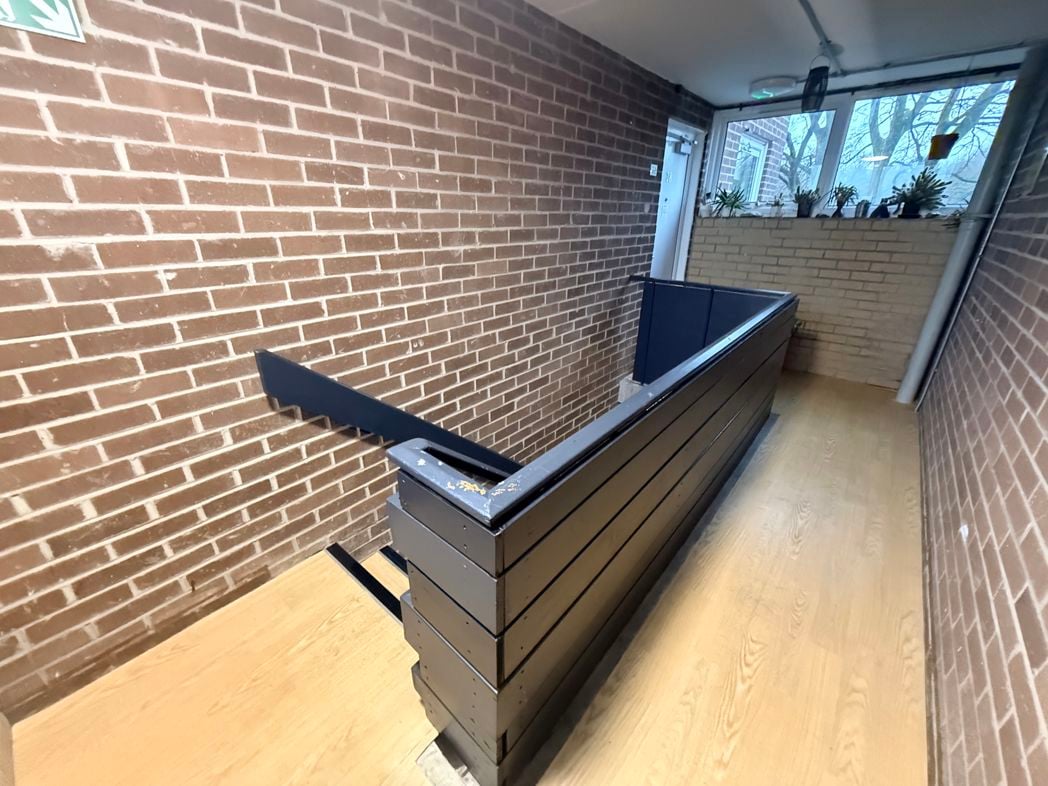 Property image 2 of 10