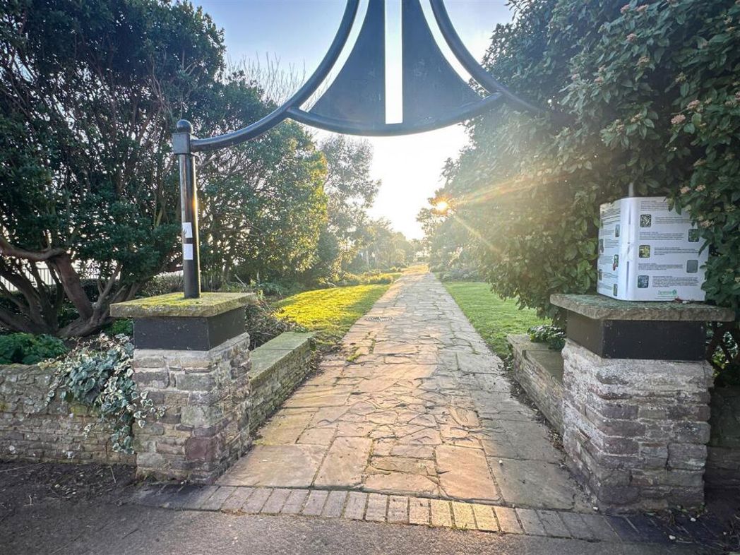 Property image 13 of 16