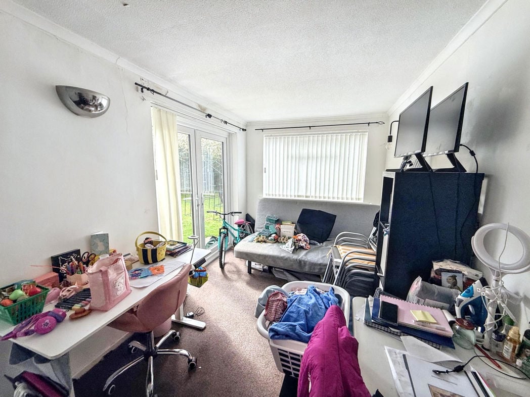 Property image 5 of 14