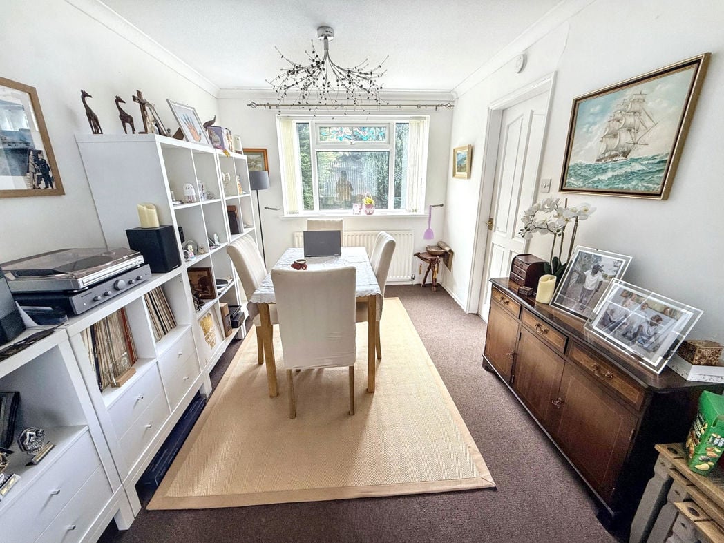 Property image 4 of 14