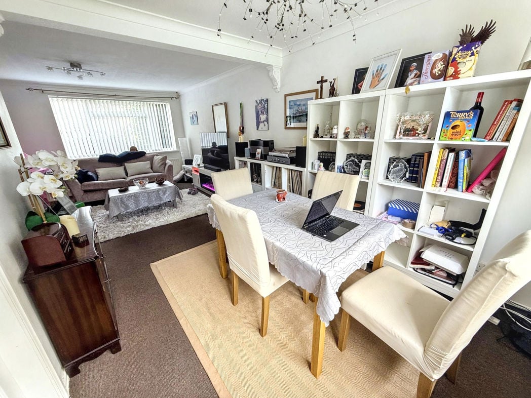 Property image 3 of 14