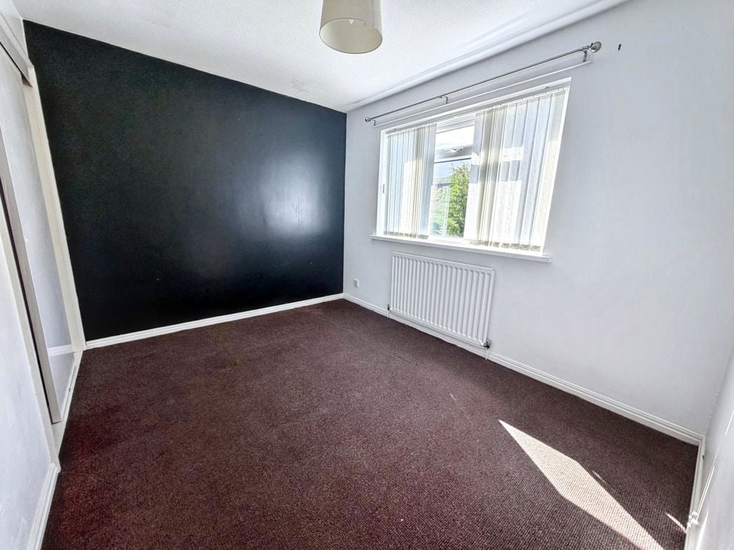 Property image 12 of 17
