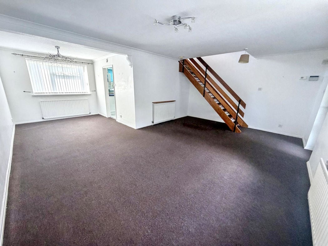 Property image 3 of 17