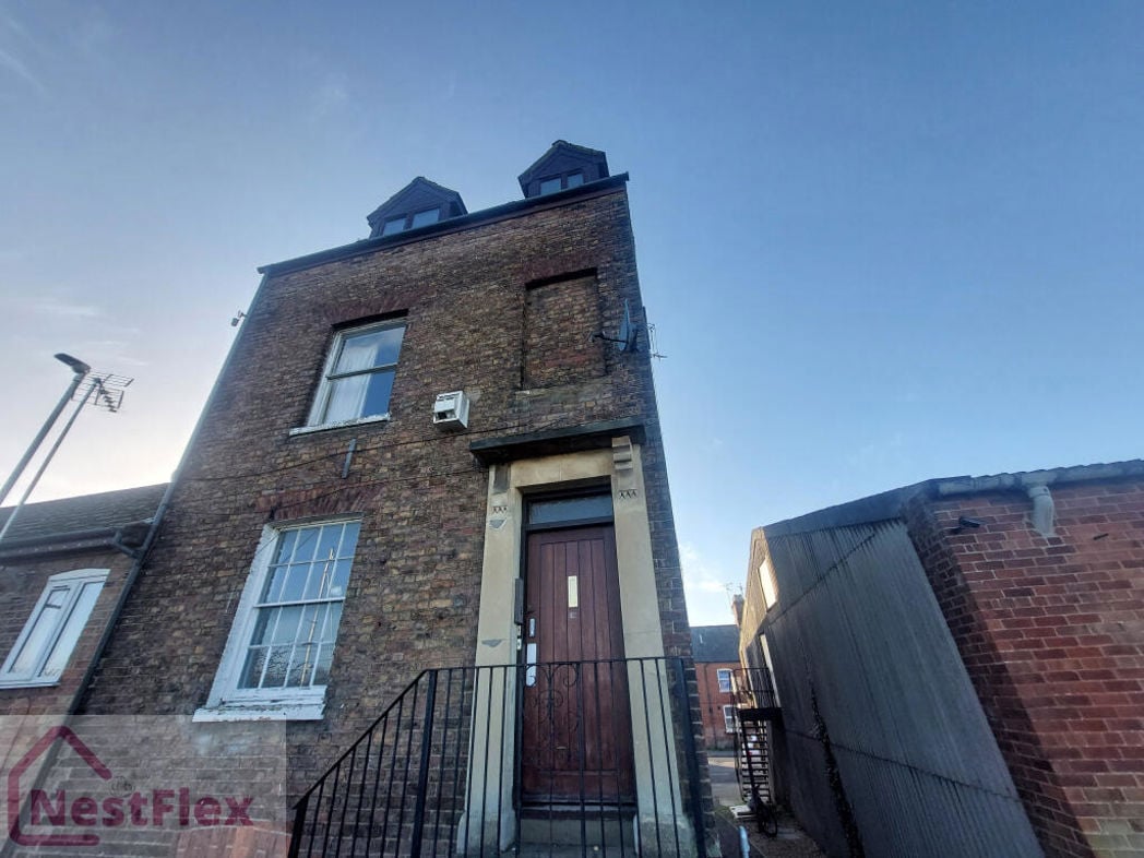Property image 8 of 8