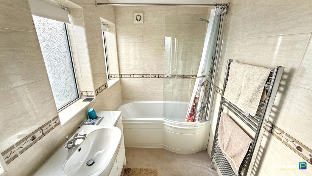 Property image 19 of 24