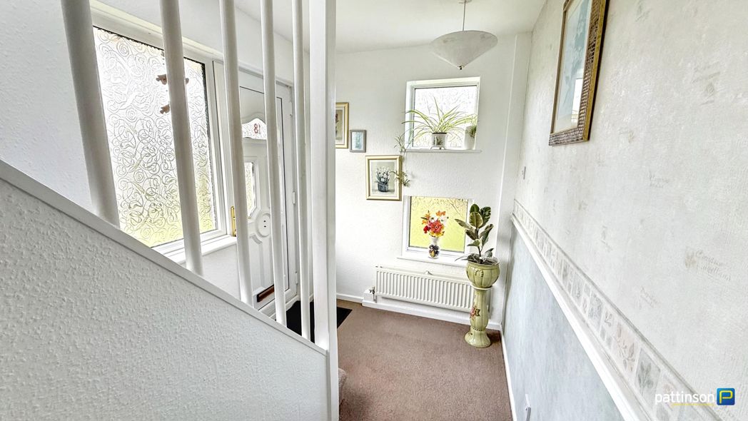 Property image 4 of 24