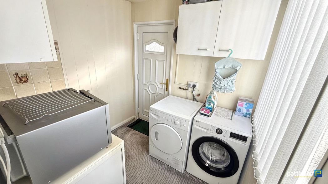 Property image 11 of 24