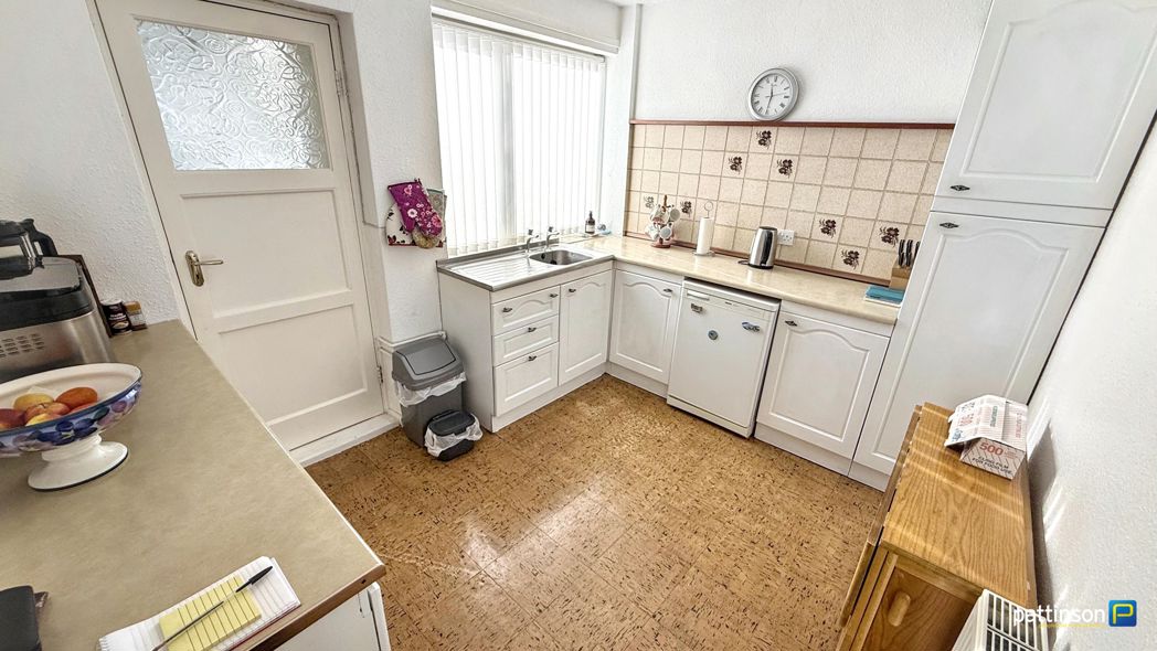 Property image 3 of 24