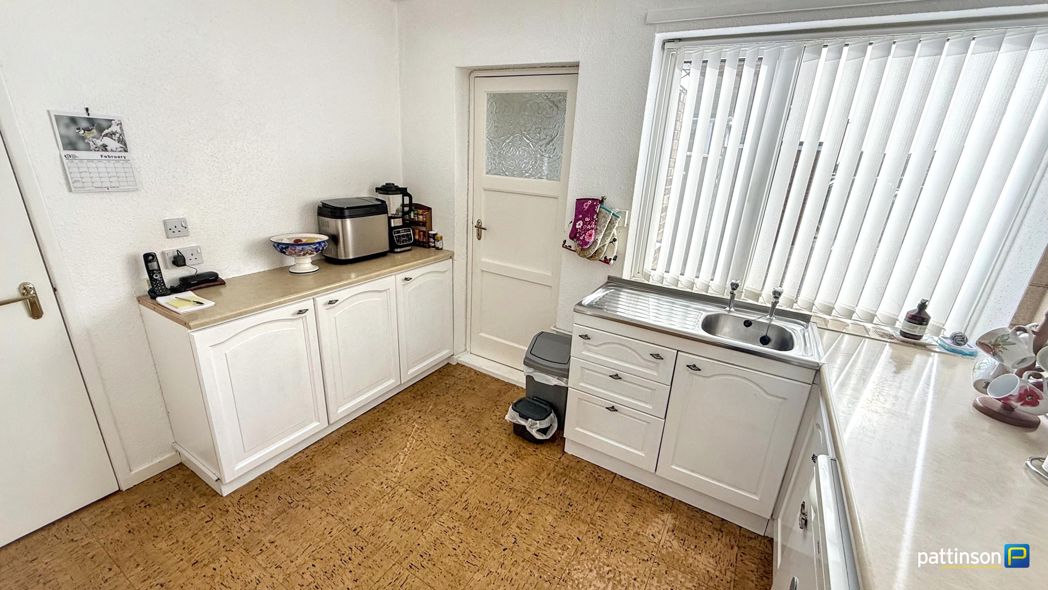 Property image 10 of 24