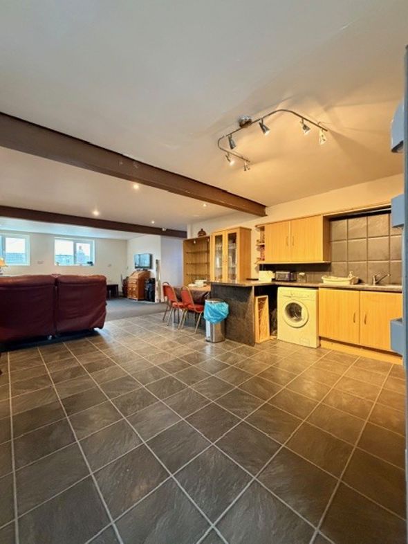 111, Blackpool, Lancashire, FY1 3BP