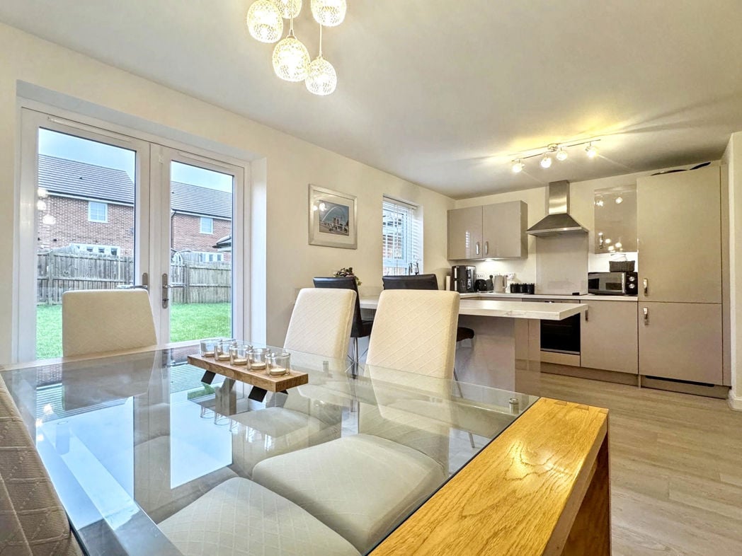 Property image 2 of 25