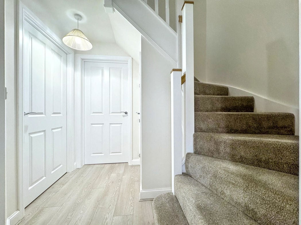 Property image 4 of 25