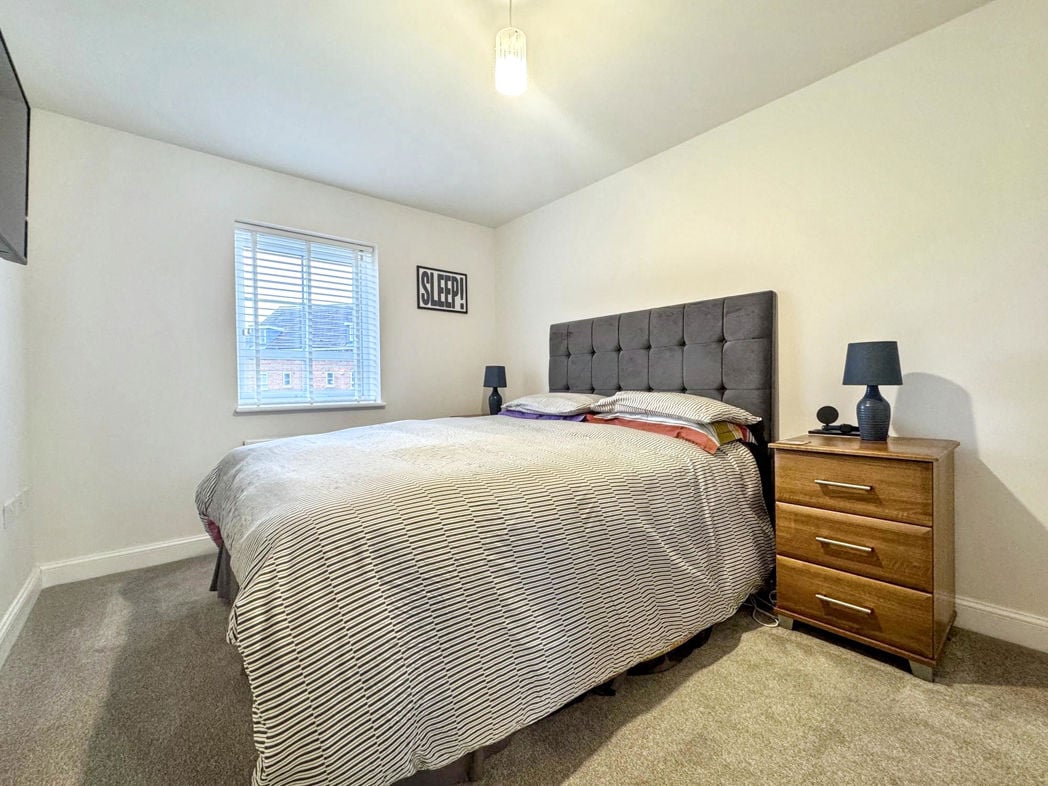 Property image 12 of 25