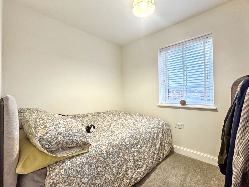 Property image 17 of 25