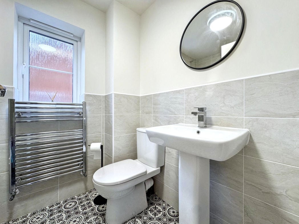 Property image 19 of 25
