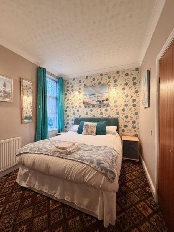 Trafalgar Hotel, 106, Blackpool, Lancashire, FY1 4PR