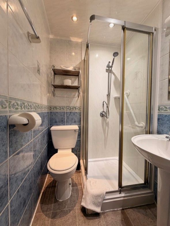 Trafalgar Hotel, 106, Blackpool, Lancashire, FY1 4PR