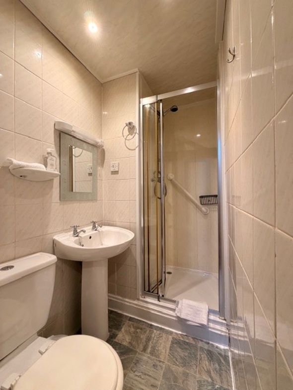 Trafalgar Hotel, 106, Blackpool, Lancashire, FY1 4PR