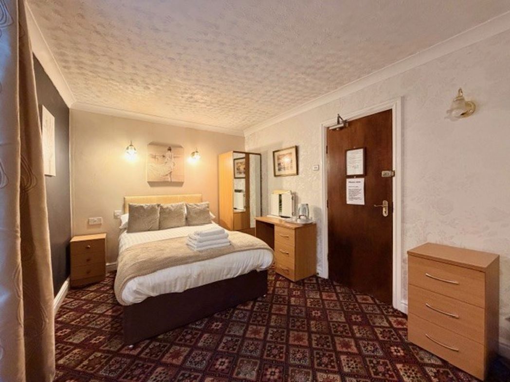 Trafalgar Hotel, 106, Blackpool, Lancashire, FY1 4PR