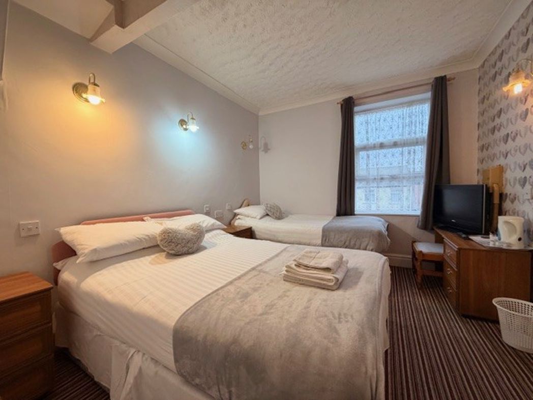 Trafalgar Hotel, 106, Blackpool, Lancashire, FY1 4PR