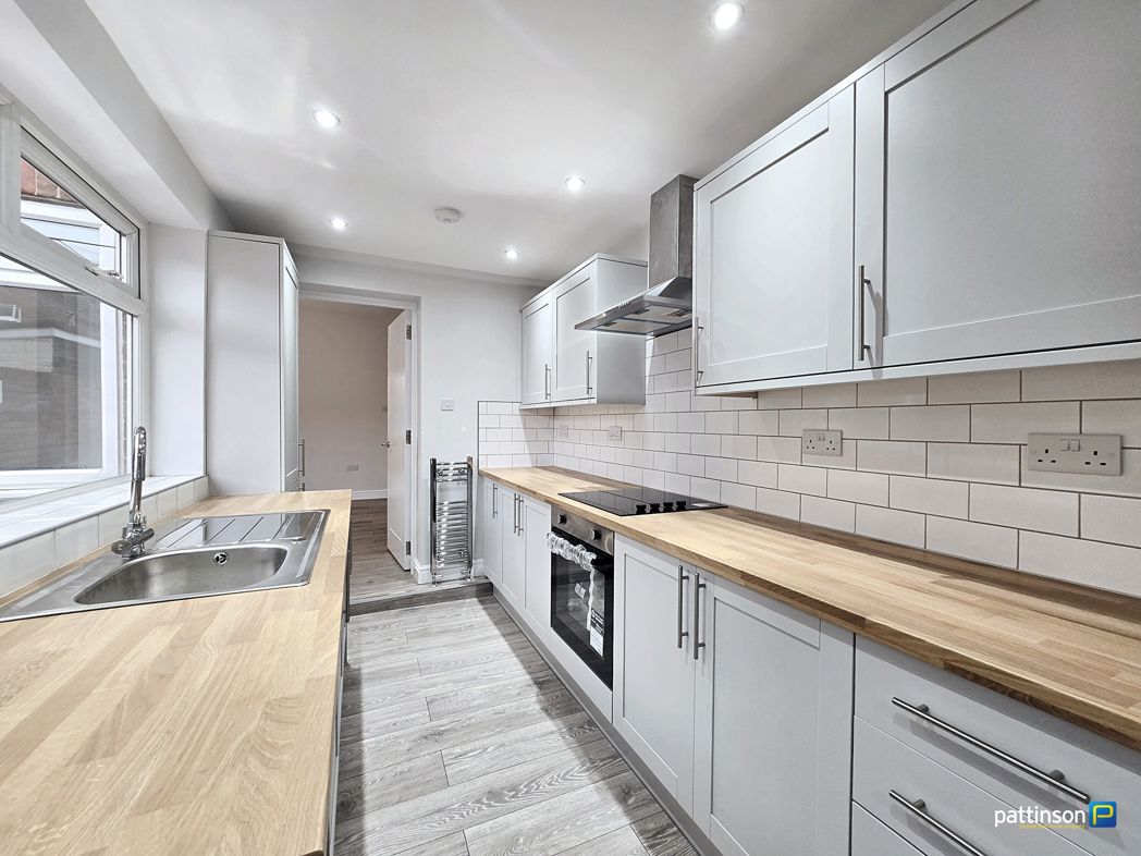 Property image 2 of 20