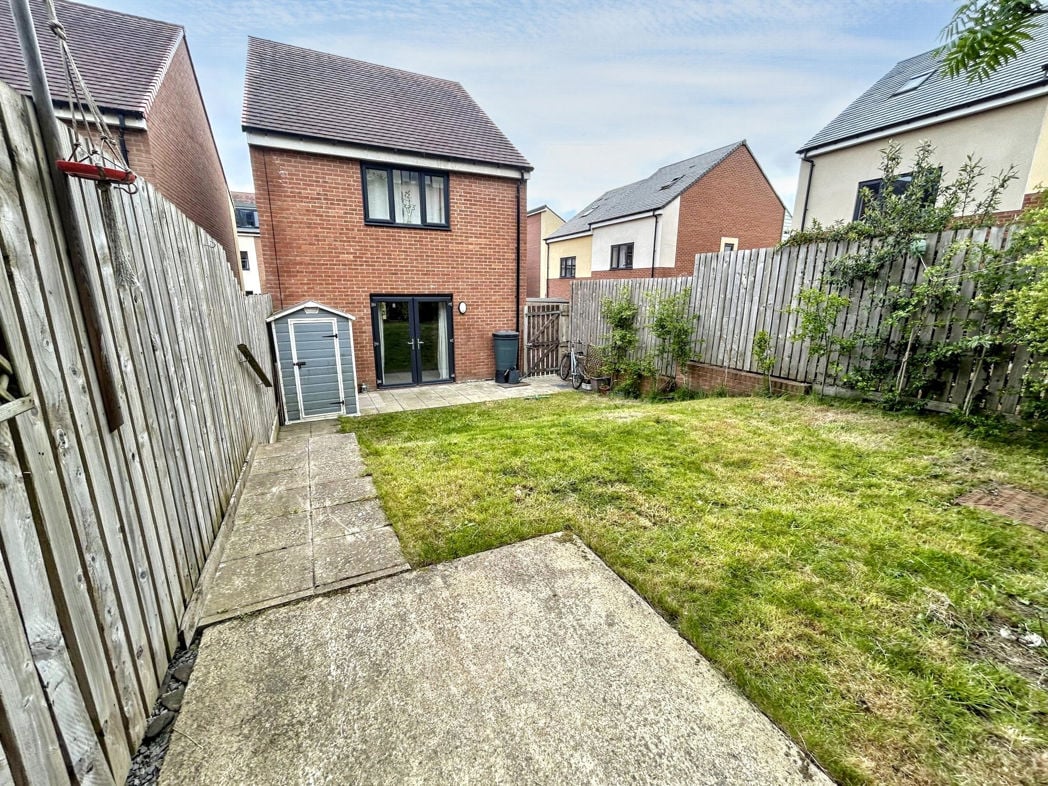 Property image 17 of 18