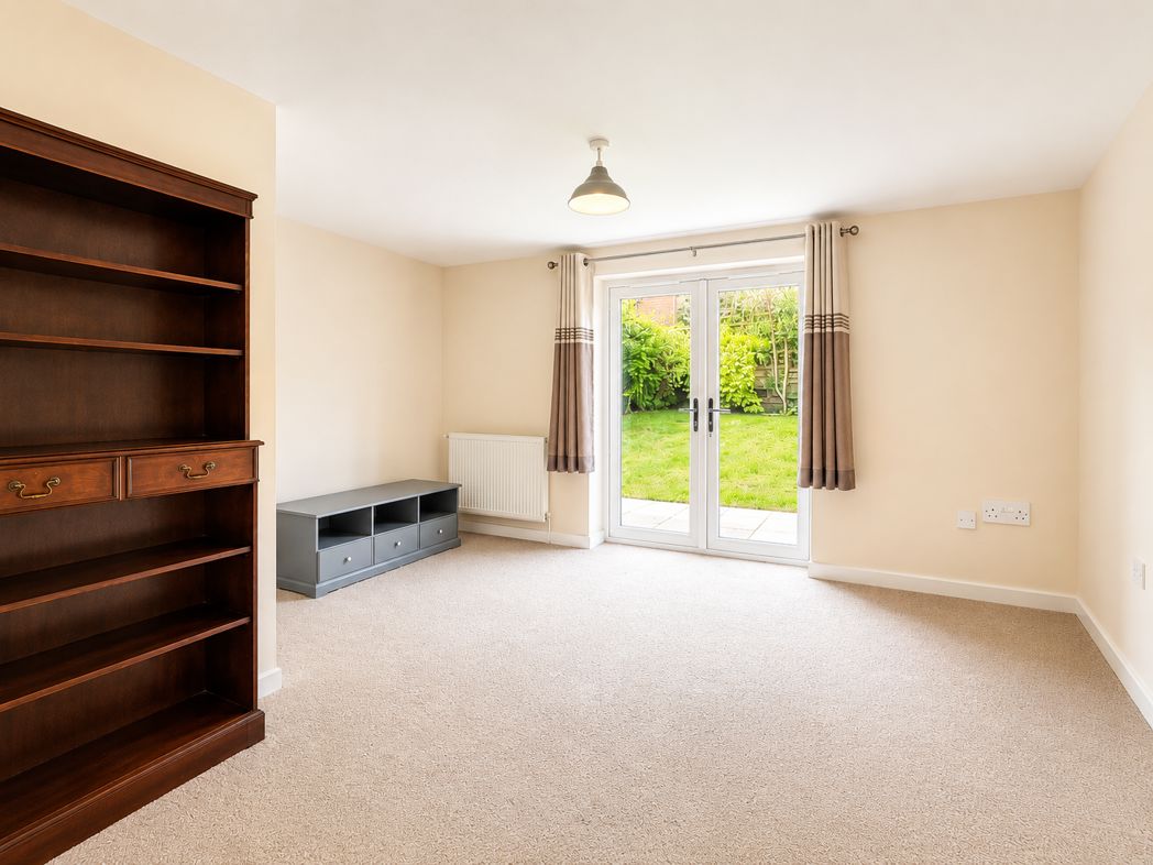 Property image 5 of 13