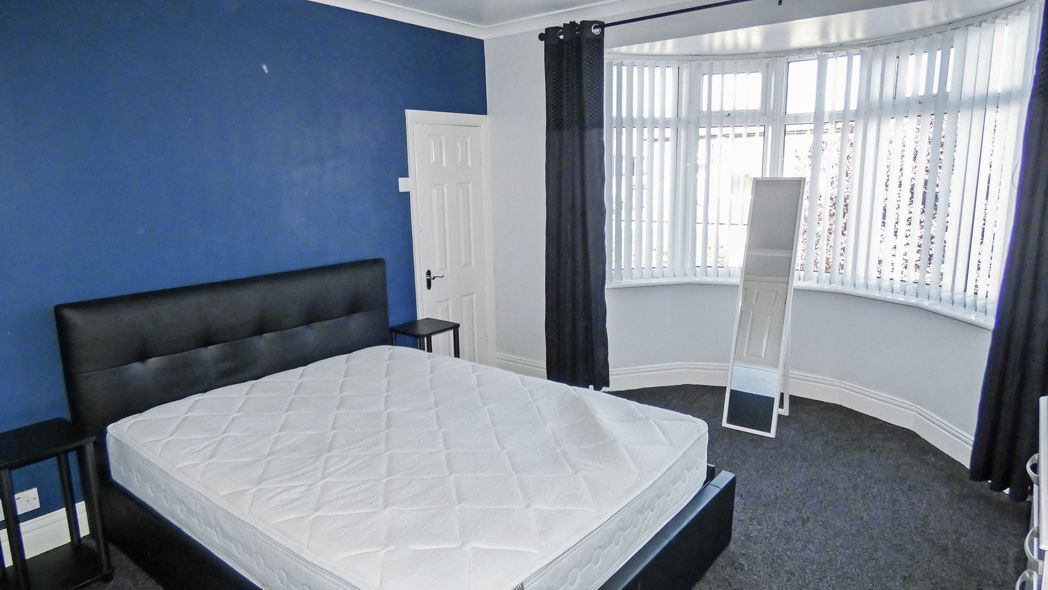 Property image 6 of 9