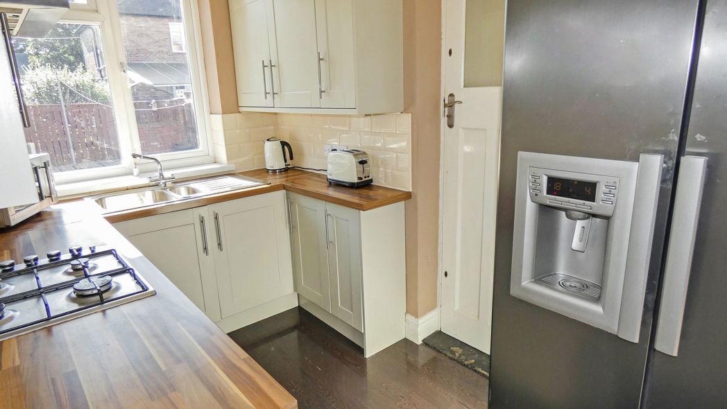 Property image 4 of 9