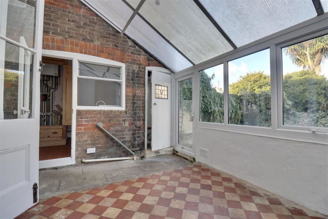 41 , Portsmouth, Hampshire, PO2 0HQ