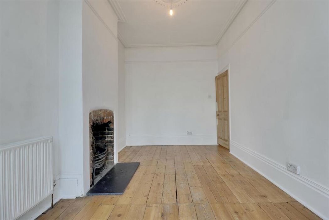 41 , Portsmouth, Hampshire, PO2 0HQ