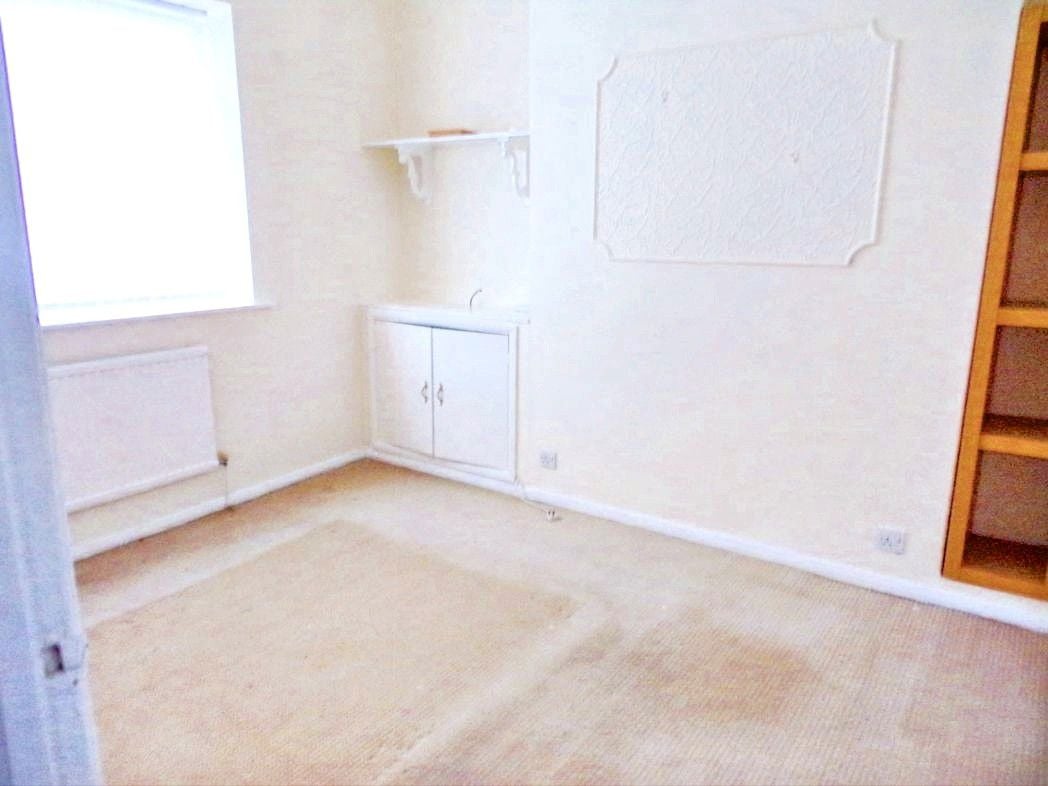 Property image 6 of 10
