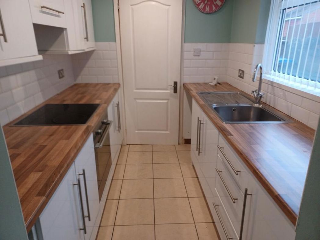 Property image 7 of 12