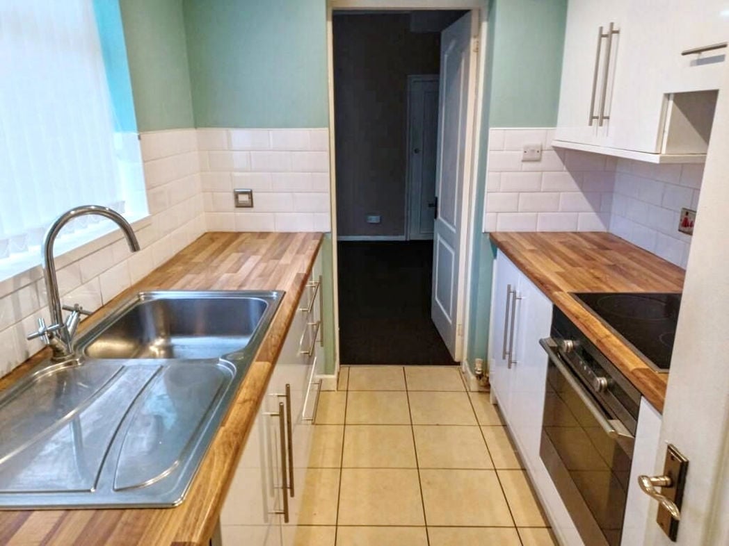Property image 3 of 12