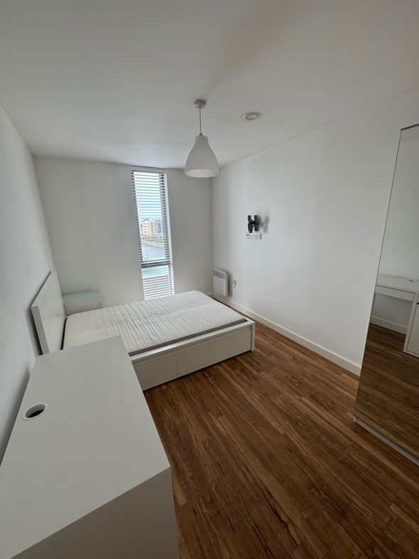 Property image 6 of 18