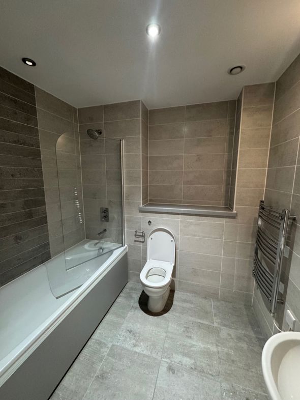 Property image 4 of 18