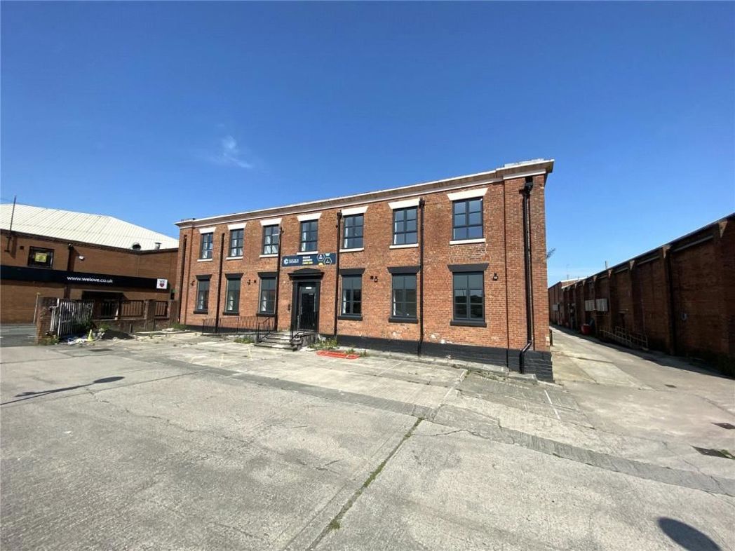 Property image 1 of 11
