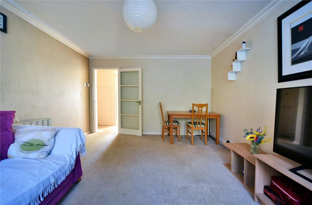 Property image 3 of 12