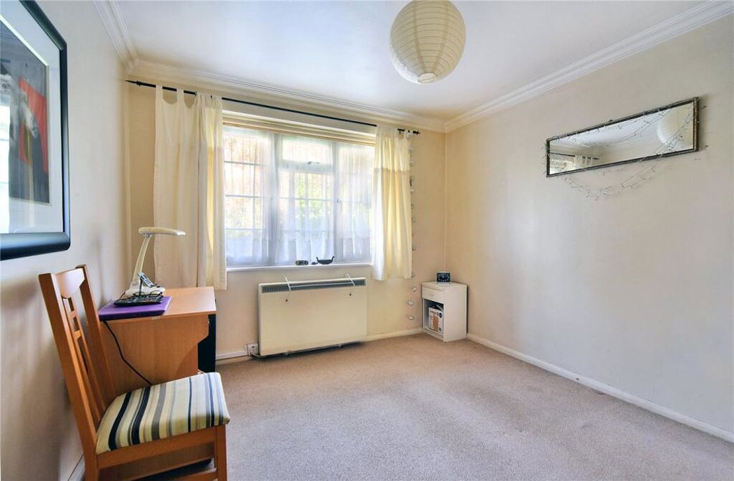 Property image 6 of 12