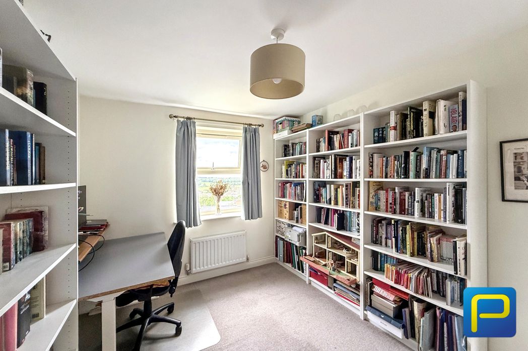 Property image 17 of 27